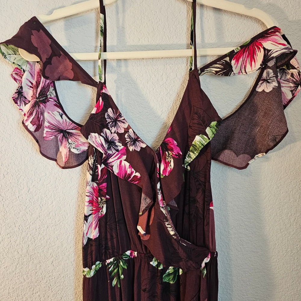 Express  lrg spaghetti‎ strap chiffon cold shoulder wedding guest hi low dress
